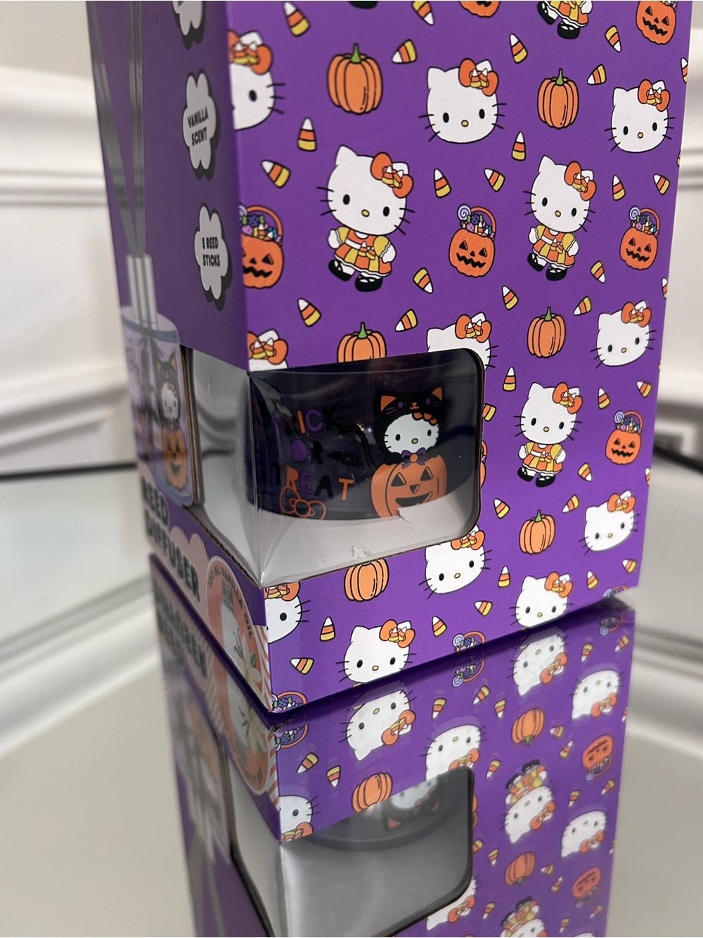 Hello Kitty Vanilla Reed Diffuser - Picture 5 of 5
